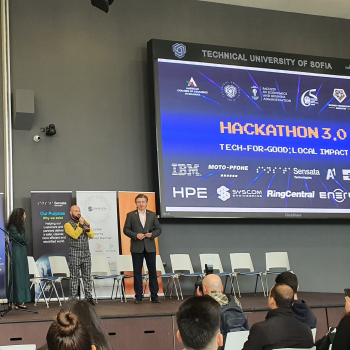 Дадено бе началото на AmCham Hackathon 2026 с участието на ХТМУ